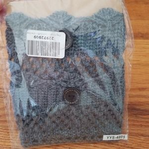 Grey crochet boot cuffs nwt